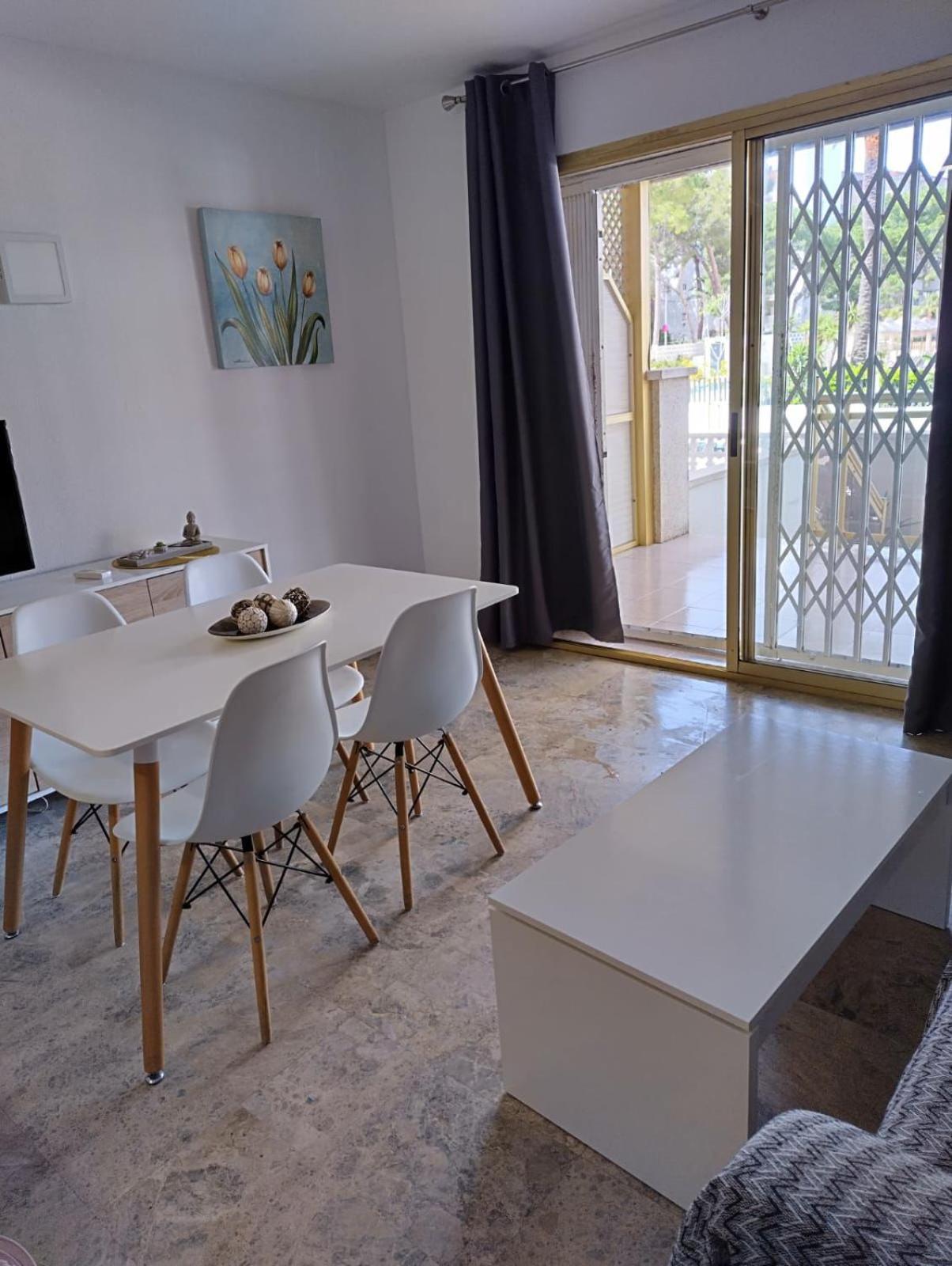 살루 Cala Dorada 아파트 외부 사진