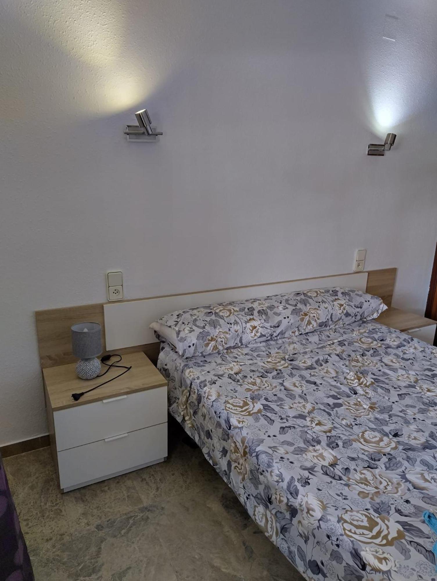 살루 Cala Dorada 아파트 외부 사진