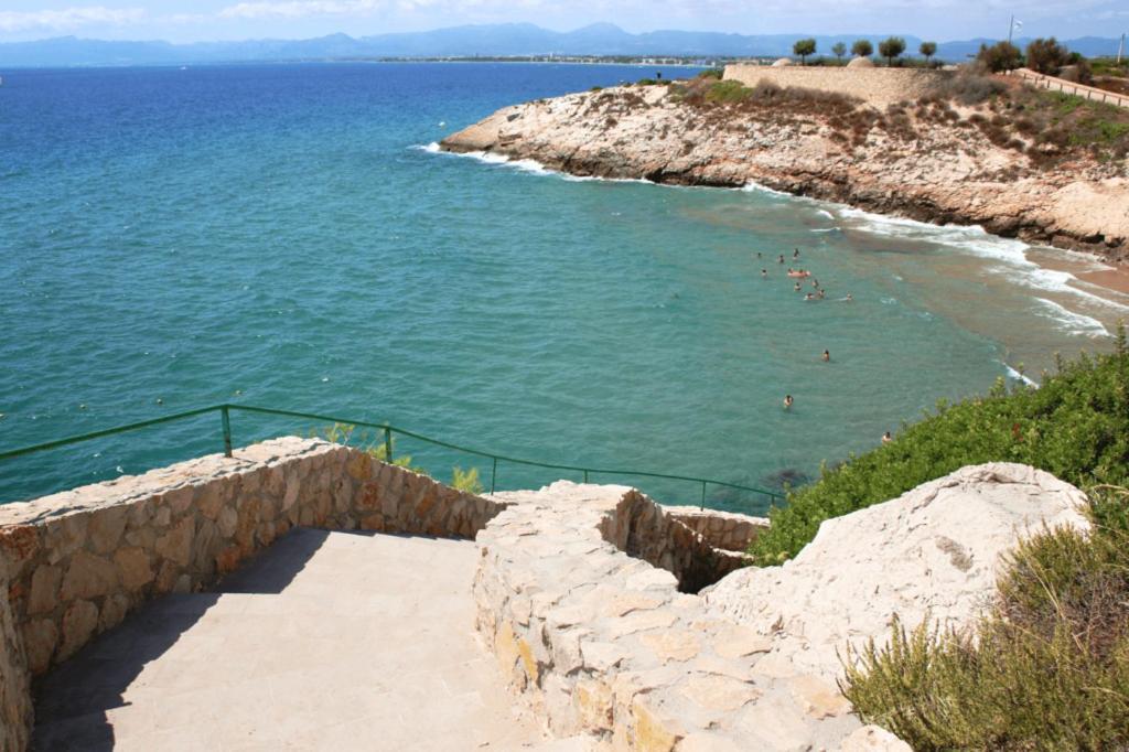살루 Cala Dorada 아파트 외부 사진